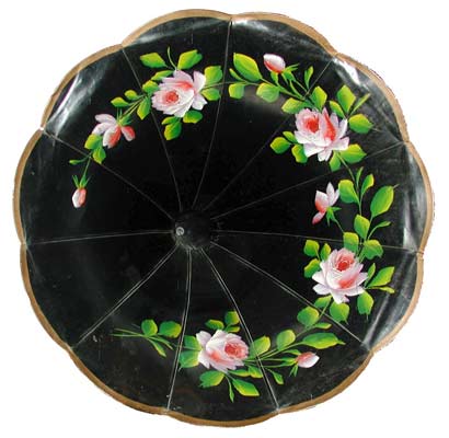 Der Handbemalte, elfteilige Blumentrichter / The hand painted flower Horn