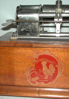 Federgeh&auml;use mit Markenzeichen / Motor Case with Trade Mark