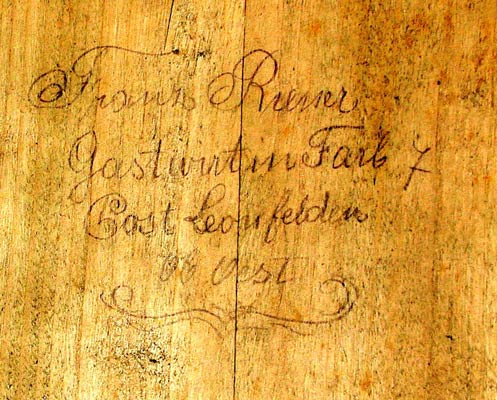 Die Adresse des Besitzers in der M&uuml;nzschublade / The owners adress in the money case