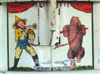 Der Trompeter und sein Tanzb&auml;r / The bugle call player and his dancing bear