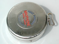 K&auml;seschachtel oder Grammophon?  / Cheese case or pocketphonograph?