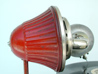 Der charakteristische Klangverst&auml;rker  / This bell-shaped resonator is charakteristic for Nirona 