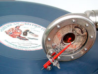 Mit einer Platte der American Record Company / With this record by the American Record Company